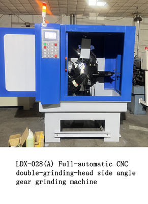 LDX-028A Tam Servo CNC Çift Hile Kafa Yan TCT Çakmak Blade Hile Makinesi