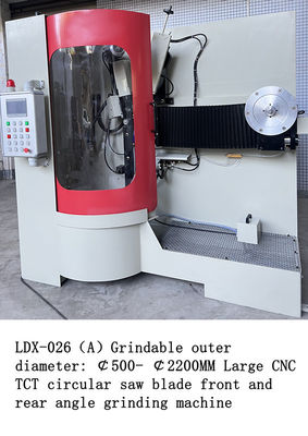 300-1800MM Büyük CNC Ön Ve Arka Köşeli Döşeme Makinesi
