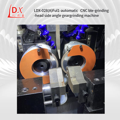 Tam CNC Dairesel Testere Bıçağı Çift Döşeme Kafa Yan Köşe Döşeme Makinesi LDX-028A