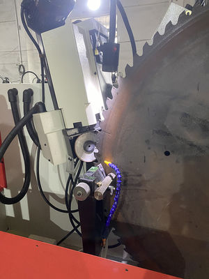 LDX-026A Servo besleme tam CNC yuvarlak testere bıçağı ön ve arka Köşeleri keskinleştirme makinesi