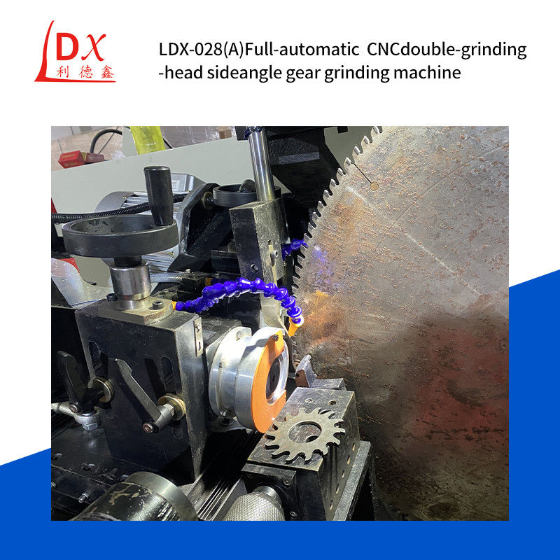 LDX-028A Tam CNC Döşeme Makinesi Tam Servo Çift Döşeme Kafa Yan Döşeme Makinesi