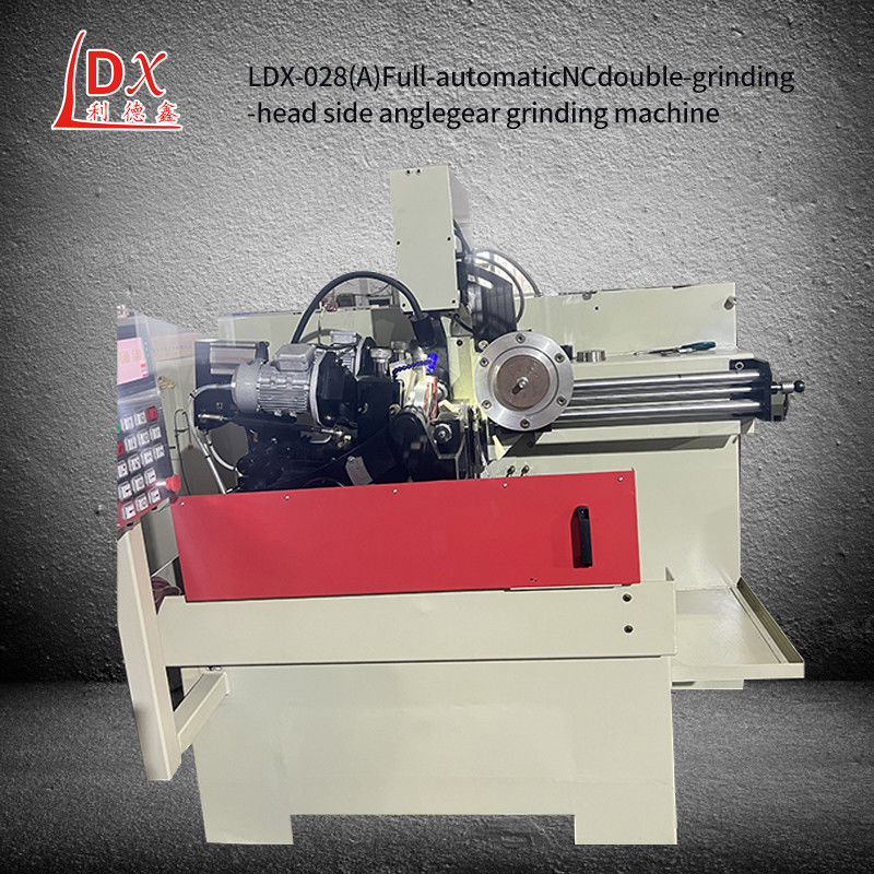LDX-028A Büyük CNC Alaşım Çakmak Blade Çift Hile Kafa Yan Köşe Döşeme Makinesi
